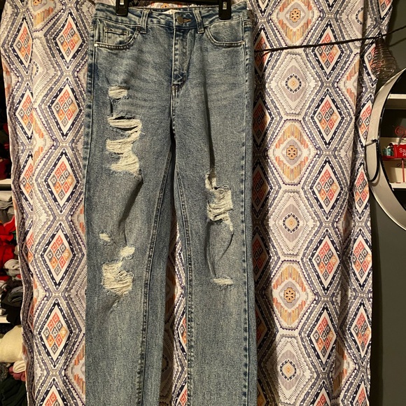 High waisted ripped jeans - Picture 6 of 8